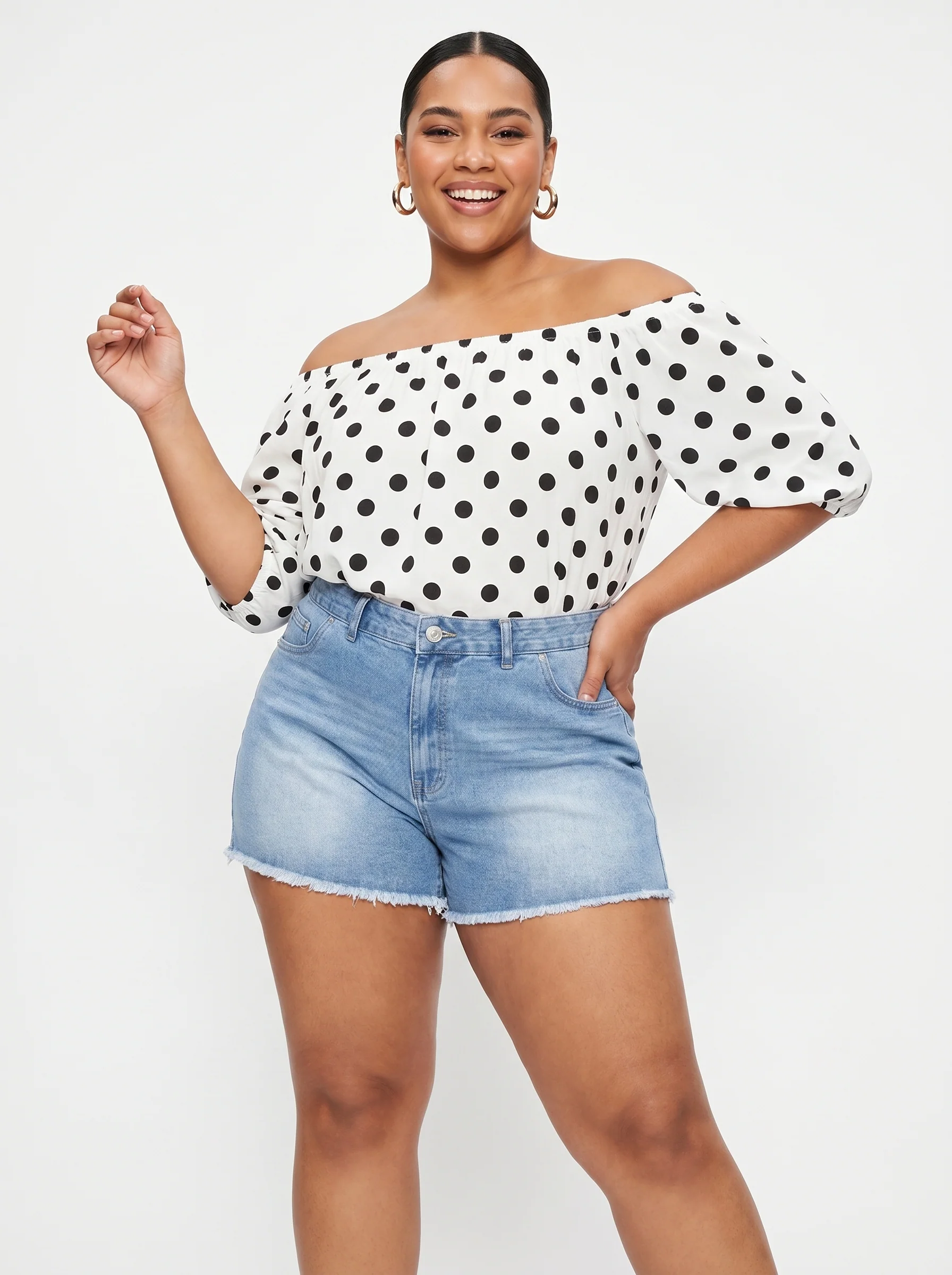 PLUS LIGHT WASH DENIM SHORT